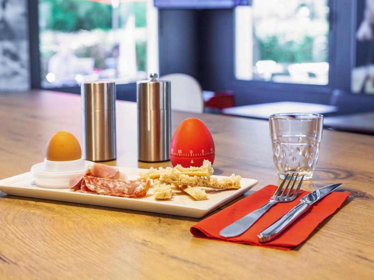 ibis Mulhouse Ile Napoleon Sausheim Exterior foto