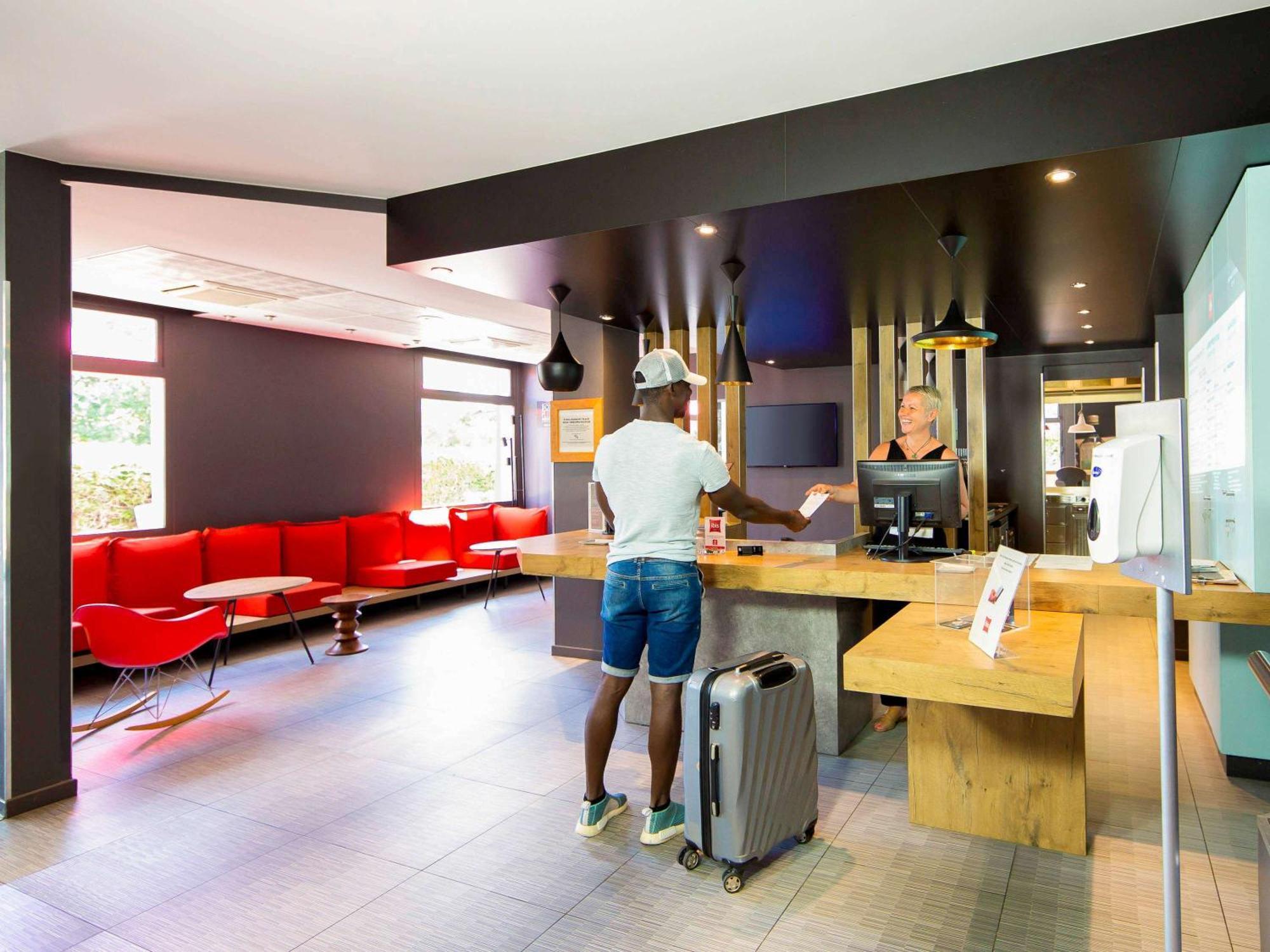ibis Mulhouse Ile Napoleon Sausheim Exterior foto