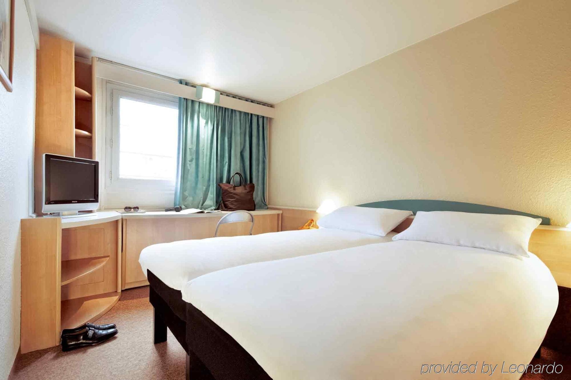ibis Mulhouse Ile Napoleon Sausheim Exterior foto